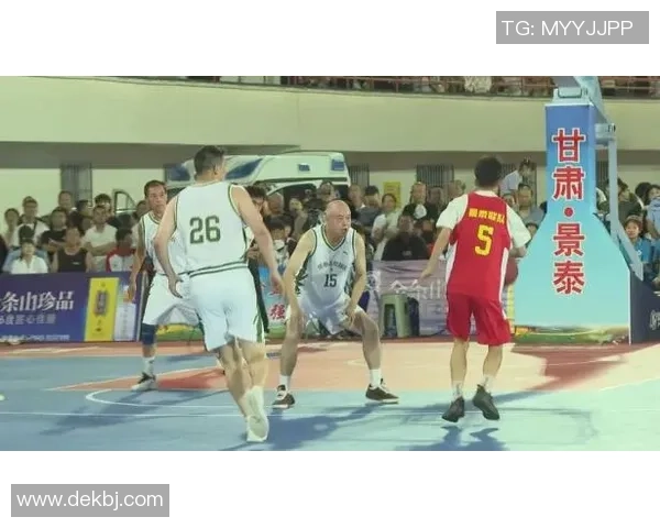 陈林坚的篮球之路：从青涩少年到职业球员的奋斗历程与成就分享