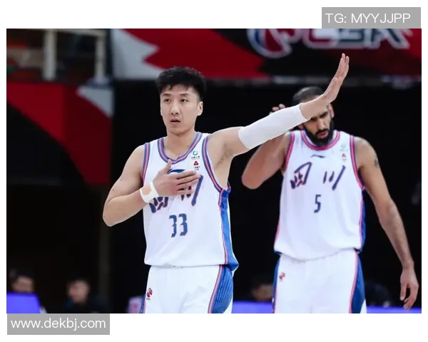 韩硕:从篮球场上的新星到职业生涯的多重转折与成长之路 韩硕:从篮球场上的新星到职业生涯的多重转折与成长之路